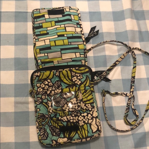 Vera Bradley mini Crossbody - Picture 2 of 5